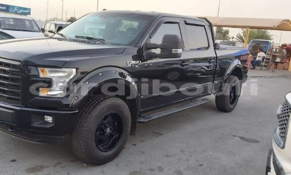 Acheter Import Voiture Ford V8 Noir à Import - Dubai, Ali Sabieh Region Acheter Import Voiture Ford V8 Noir à Import - Dubai, Ali Sabieh Region