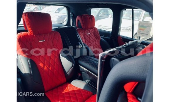 Acheter Import Voiture Lexus LX Noir à Import - Dubai, Ali Sabieh Region Acheter Import Voiture Lexus LX Noir à Import - Dubai, Ali Sabieh Region