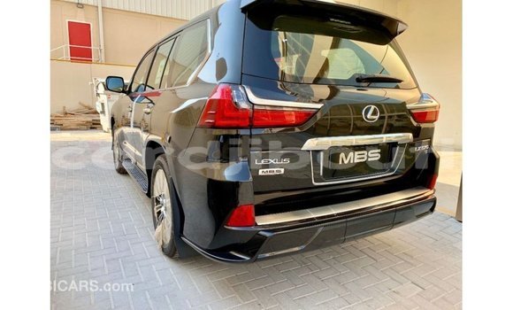 Acheter Import Voiture Lexus LX Noir à Import - Dubai, Ali Sabieh Region Acheter Import Voiture Lexus LX Noir à Import - Dubai, Ali Sabieh Region