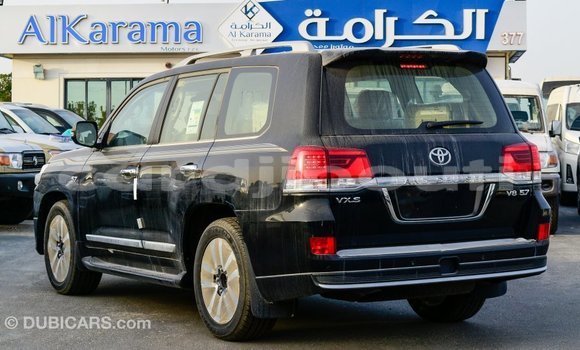 Acheter Import Voiture Toyota Land Cruiser Noir à Import - Dubai, Ali Sabieh Region Acheter Import Voiture Toyota Land Cruiser Noir à Import - Dubai, Ali Sabieh Region