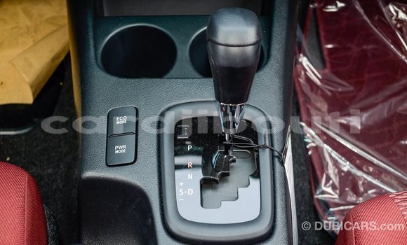 Acheter Import Voiture Toyota Hilux Blanc à Import - Dubai, Ali Sabieh Region Acheter Import Voiture Toyota Hilux Blanc à Import - Dubai, Ali Sabieh Region