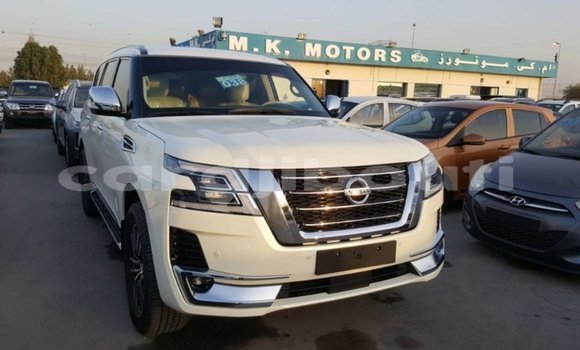 Buy Import Nissan Patrol White Car in Import - Dubai in Ali Sabieh Region Buy Import Nissan Patrol White Car in Import - Dubai in Ali Sabieh Region