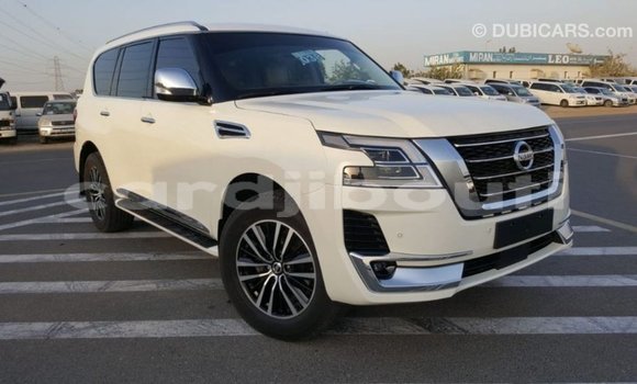 Buy Import Nissan Patrol White Car in Import - Dubai in Ali Sabieh Region Buy Import Nissan Patrol White Car in Import - Dubai in Ali Sabieh Region