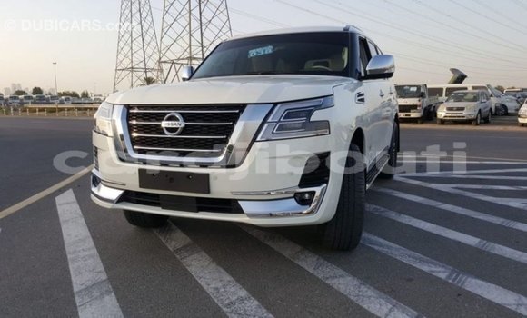 Buy Import Nissan Patrol White Car in Import - Dubai in Ali Sabieh Region Buy Import Nissan Patrol White Car in Import - Dubai in Ali Sabieh Region