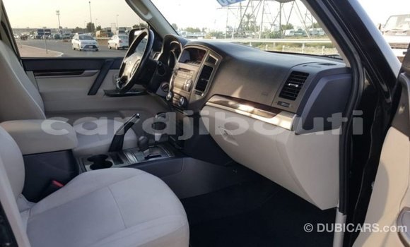Buy Import Mitsubishi Pajero Black Car in Import - Dubai in Ali Sabieh Region Buy Import Mitsubishi Pajero Black Car in Import - Dubai in Ali Sabieh Region
