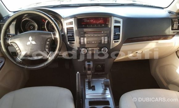 Buy Import Mitsubishi Pajero Black Car in Import - Dubai in Ali Sabieh Region Buy Import Mitsubishi Pajero Black Car in Import - Dubai in Ali Sabieh Region