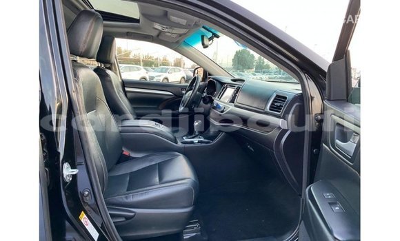 Buy Import Toyota Highlander Black Car in Import - Dubai in Ali Sabieh Region Buy Import Toyota Highlander Black Car in Import - Dubai in Ali Sabieh Region