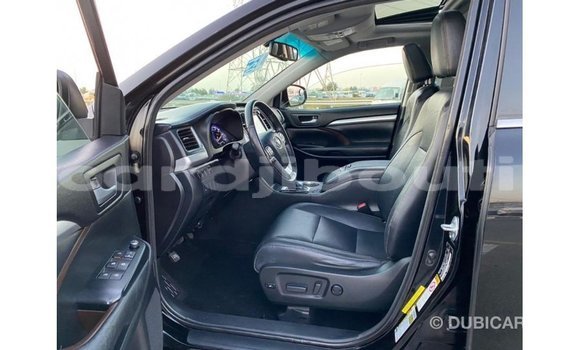 Buy Import Toyota Highlander Black Car in Import - Dubai in Ali Sabieh Region Buy Import Toyota Highlander Black Car in Import - Dubai in Ali Sabieh Region