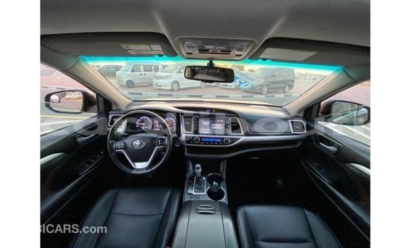 Buy Import Toyota Highlander Black Car in Import - Dubai in Ali Sabieh Region Buy Import Toyota Highlander Black Car in Import - Dubai in Ali Sabieh Region