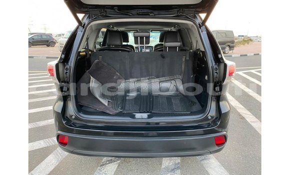 Buy Import Toyota Highlander Black Car in Import - Dubai in Ali Sabieh Region Buy Import Toyota Highlander Black Car in Import - Dubai in Ali Sabieh Region