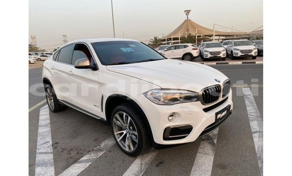 Acheter Import Voiture BMW X6 Blanc à Import - Dubai, Ali Sabieh Region