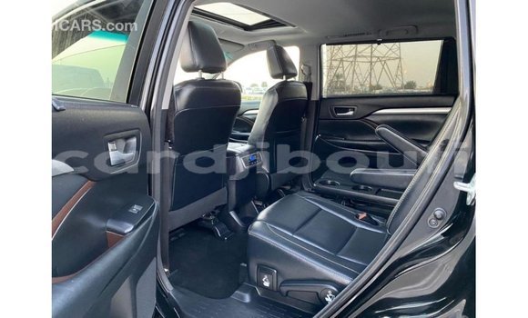 Buy Import Toyota Highlander Black Car in Import - Dubai in Ali Sabieh Region Buy Import Toyota Highlander Black Car in Import - Dubai in Ali Sabieh Region