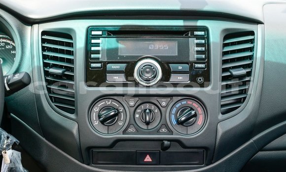 Acheter Import Voiture Mitsubishi L200 Noir à Import - Dubai, Ali Sabieh Region Acheter Import Voiture Mitsubishi L200 Noir à Import - Dubai, Ali Sabieh Region