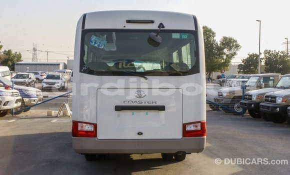 Acheter Import Voiture Toyota Coaster Blanc à Import - Dubai, Ali Sabieh Region Acheter Import Voiture Toyota Coaster Blanc à Import - Dubai, Ali Sabieh Region