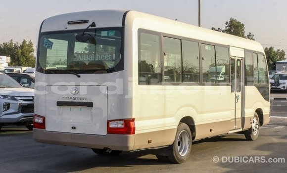 Acheter Import Voiture Toyota Coaster Blanc à Import - Dubai, Ali Sabieh Region Acheter Import Voiture Toyota Coaster Blanc à Import - Dubai, Ali Sabieh Region