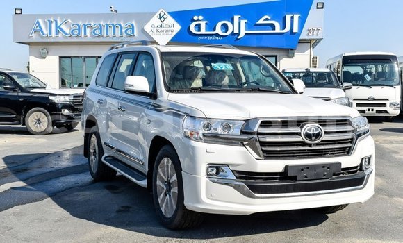 Acheter Import Voiture Toyota Land Cruiser Blanc à Import - Dubai, Ali Sabieh Region Acheter Import Voiture Toyota Land Cruiser Blanc à Import - Dubai, Ali Sabieh Region