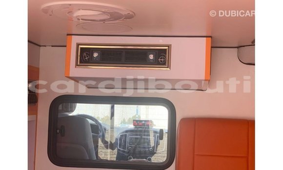 Acheter Import Voiture Hyundai Accent Blanc à Import - Dubai, Ali Sabieh Region Acheter Import Voiture Hyundai Accent Blanc à Import - Dubai, Ali Sabieh Region