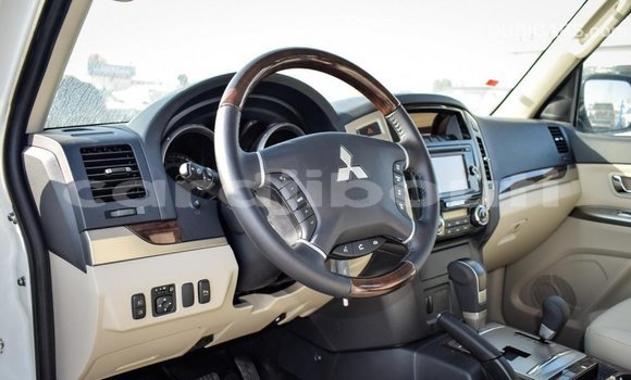 Buy Import Mitsubishi Pajero White Car in Import - Dubai in Ali Sabieh Region Buy Import Mitsubishi Pajero White Car in Import - Dubai in Ali Sabieh Region