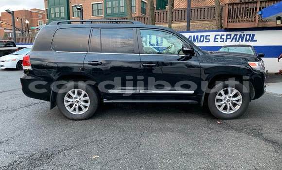 Buy Used Toyota Land Cruiser Black Car in Djibouti in Djibouti Region Buy Used Toyota Land Cruiser Black Car in Djibouti in Djibouti Region
