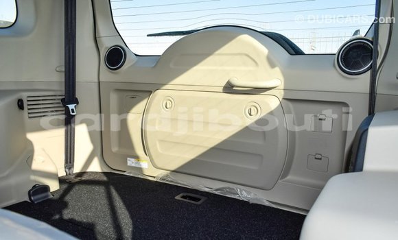 Buy Import Mitsubishi Pajero White Car in Import - Dubai in Ali Sabieh Region Buy Import Mitsubishi Pajero White Car in Import - Dubai in Ali Sabieh Region