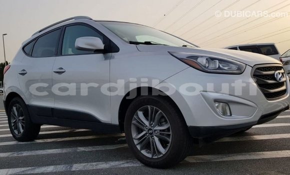 Buy Import Hyundai Tucson Other Car in Import - Dubai in Ali Sabieh Region Buy Import Hyundai Tucson Other Car in Import - Dubai in Ali Sabieh Region