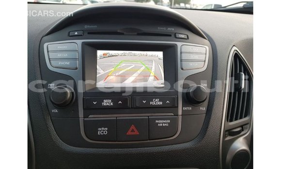 Buy Import Hyundai Tucson Other Car in Import - Dubai in Ali Sabieh Region Buy Import Hyundai Tucson Other Car in Import - Dubai in Ali Sabieh Region