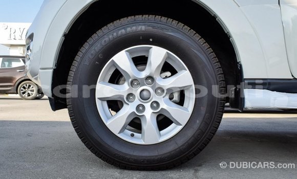 Acheter Import Voiture Mitsubishi Pajero Blanc à Import - Dubai, Ali Sabieh Region