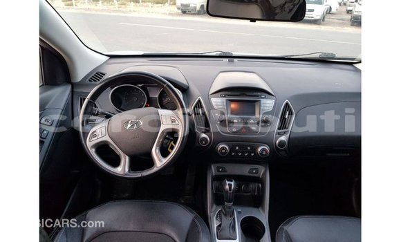 Buy Import Hyundai Tucson Other Car in Import - Dubai in Ali Sabieh Region Buy Import Hyundai Tucson Other Car in Import - Dubai in Ali Sabieh Region