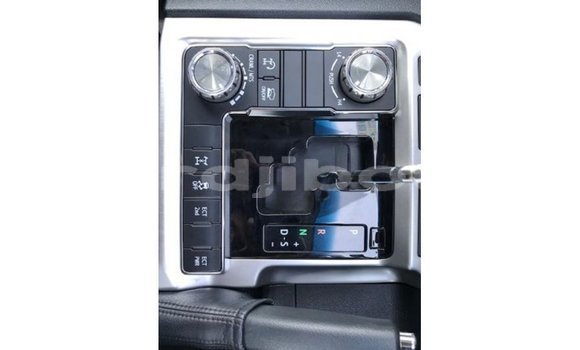 Acheter Import Voiture Toyota Land Cruiser Noir à Import - Dubai, Ali Sabieh Region Acheter Import Voiture Toyota Land Cruiser Noir à Import - Dubai, Ali Sabieh Region