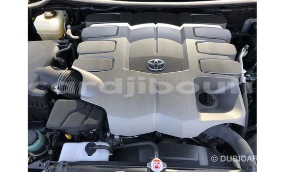 Acheter Import Voiture Toyota Land Cruiser Noir à Import - Dubai, Ali Sabieh Region Acheter Import Voiture Toyota Land Cruiser Noir à Import - Dubai, Ali Sabieh Region