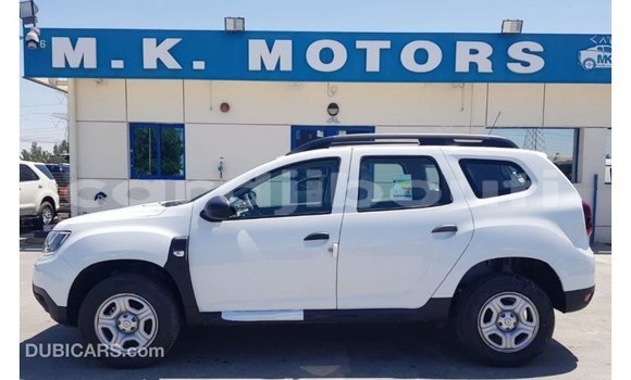 Acheter Import Voiture Renault 19 Blanc à Import - Dubai, Ali Sabieh Region Acheter Import Voiture Renault 19 Blanc à Import - Dubai, Ali Sabieh Region