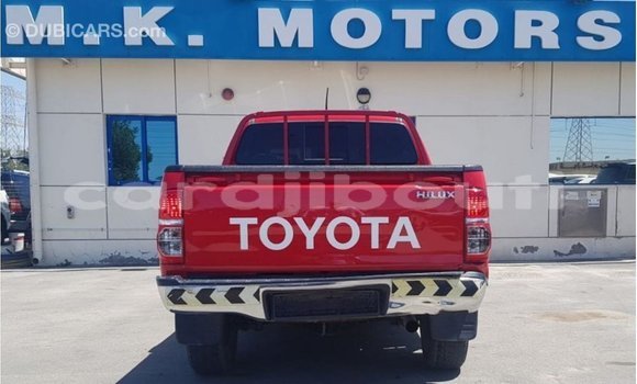 Acheter Import Voiture Toyota Hilux Rouge à Import - Dubai, Ali Sabieh Region Acheter Import Voiture Toyota Hilux Rouge à Import - Dubai, Ali Sabieh Region