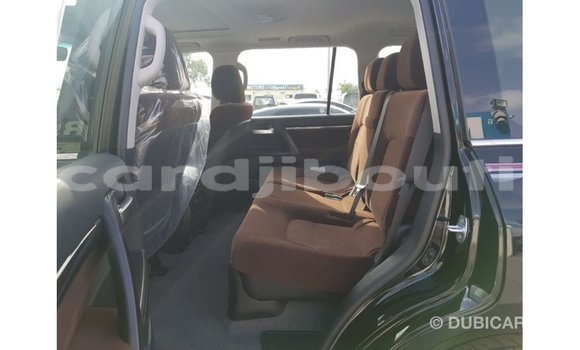 Buy Import Toyota Land Cruiser Black Car in Import - Dubai in Ali Sabieh Region Buy Import Toyota Land Cruiser Black Car in Import - Dubai in Ali Sabieh Region