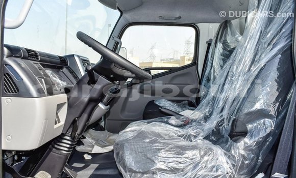 Buy Import Mitsubishi Carisma White Car in Import - Dubai in Ali Sabieh Region Buy Import Mitsubishi Carisma White Car in Import - Dubai in Ali Sabieh Region