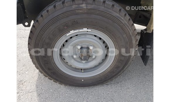 Buy Import Toyota Land Cruiser Beige Car in Import - Dubai in Ali Sabieh Region Buy Import Toyota Land Cruiser Beige Car in Import - Dubai in Ali Sabieh Region