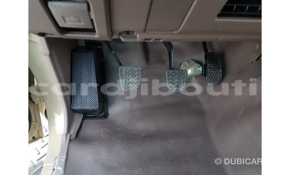 Buy Import Toyota Land Cruiser Beige Car in Import - Dubai in Ali Sabieh Region Buy Import Toyota Land Cruiser Beige Car in Import - Dubai in Ali Sabieh Region