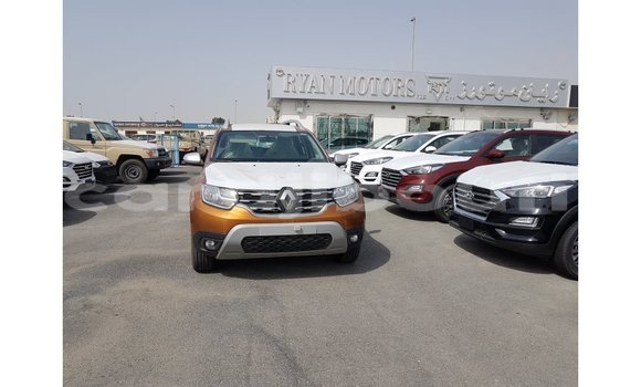 Buy Import Renault 19 Green Car in Import - Dubai in Ali Sabieh Region Buy Import Renault 19 Green Car in Import - Dubai in Ali Sabieh Region