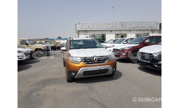Buy Import Renault 19 Green Car in Import - Dubai in Ali Sabieh Region Buy Import Renault 19 Green Car in Import - Dubai in Ali Sabieh Region