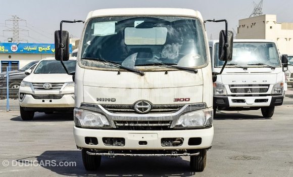 Buy Import Hino 300 Series White Truck in Import - Dubai in Ali Sabieh Region Buy Import Hino 300 Series White Truck in Import - Dubai in Ali Sabieh Region