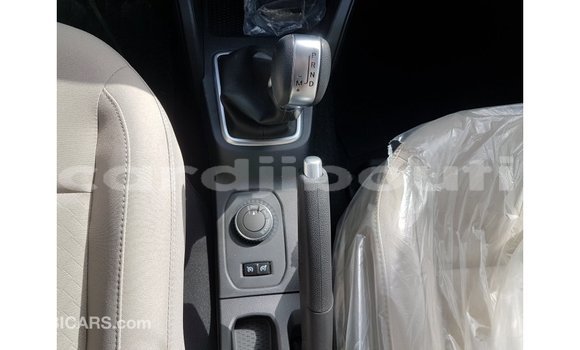 Buy Import Renault 19 Green Car in Import - Dubai in Ali Sabieh Region Buy Import Renault 19 Green Car in Import - Dubai in Ali Sabieh Region