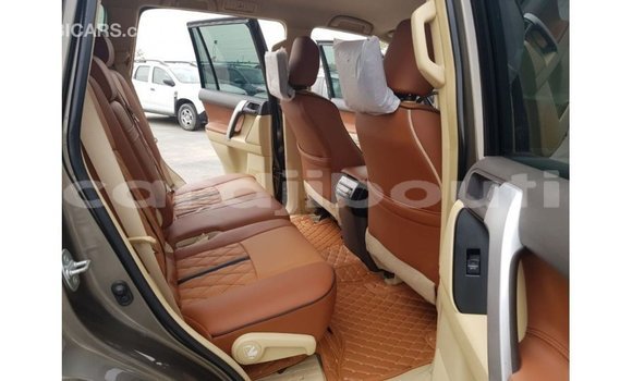 Buy Import Toyota Prado Other Car in Import - Dubai in Ali Sabieh Region Buy Import Toyota Prado Other Car in Import - Dubai in Ali Sabieh Region