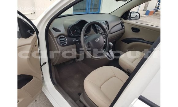 Acheter Import Voiture Hyundai i10 Blanc à Import - Dubai, Ali Sabieh Region Acheter Import Voiture Hyundai i10 Blanc à Import - Dubai, Ali Sabieh Region
