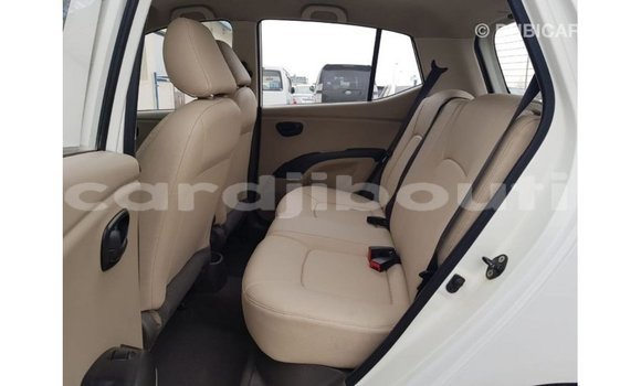 Acheter Import Voiture Hyundai i10 Blanc à Import - Dubai, Ali Sabieh Region Acheter Import Voiture Hyundai i10 Blanc à Import - Dubai, Ali Sabieh Region