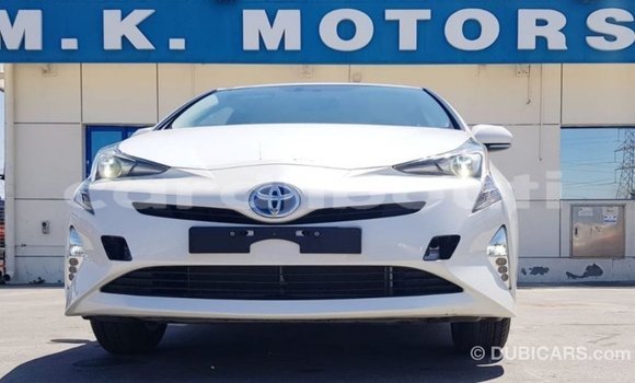 Buy Import Toyota Prius White Car in Import - Dubai in Ali Sabieh Region Buy Import Toyota Prius White Car in Import - Dubai in Ali Sabieh Region