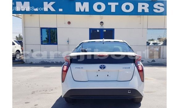 Buy Import Toyota Prius White Car in Import - Dubai in Ali Sabieh Region Buy Import Toyota Prius White Car in Import - Dubai in Ali Sabieh Region