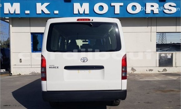 Buy Import Toyota Hiace White Car in Import - Dubai in Ali Sabieh Region Buy Import Toyota Hiace White Car in Import - Dubai in Ali Sabieh Region