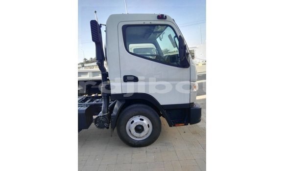 Buy Import Mitsubishi i White Car in Import - Dubai in Ali Sabieh Region Buy Import Mitsubishi i White Car in Import - Dubai in Ali Sabieh Region
