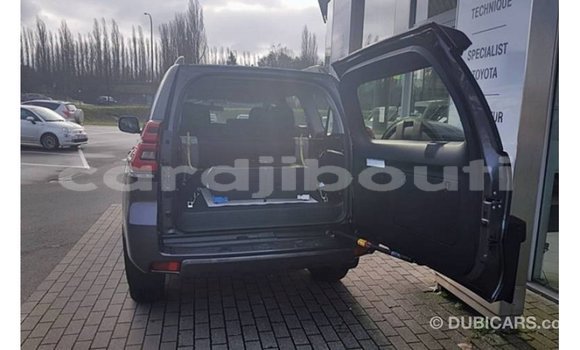 Buy Import Toyota Prado Black Car in Import - Dubai in Ali Sabieh Region Buy Import Toyota Prado Black Car in Import - Dubai in Ali Sabieh Region