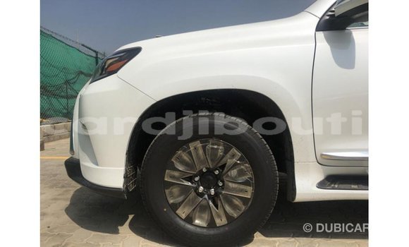 Acheter Import Voiture Lexus GX Blanc à Import - Dubai, Ali Sabieh Region Acheter Import Voiture Lexus GX Blanc à Import - Dubai, Ali Sabieh Region