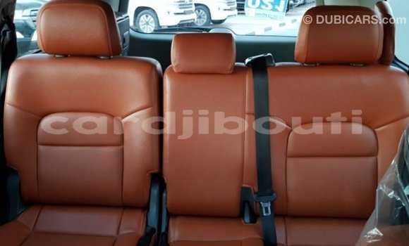 Buy Import Toyota Land Cruiser White Car in Import - Dubai in Ali Sabieh Region Buy Import Toyota Land Cruiser White Car in Import - Dubai in Ali Sabieh Region